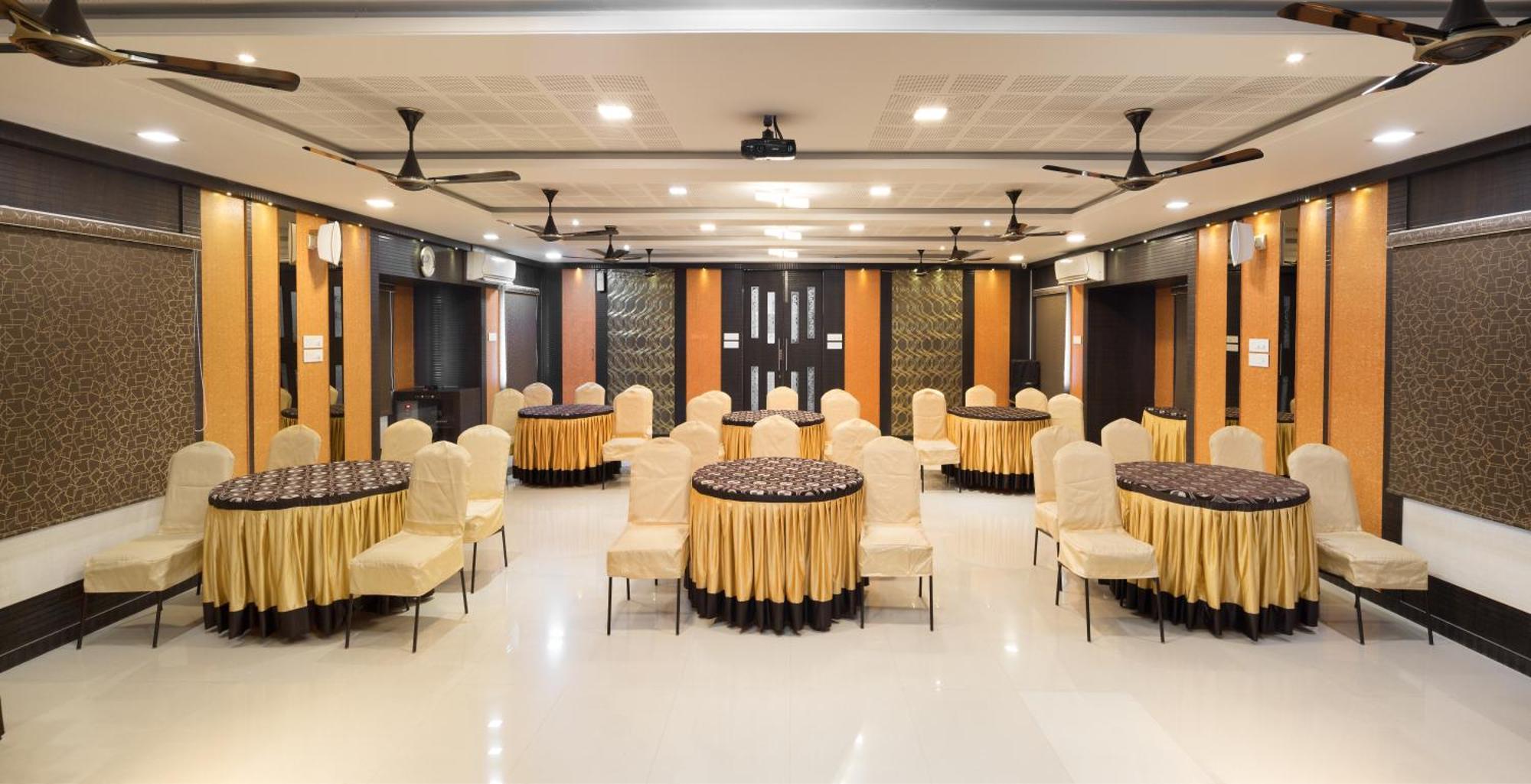 Hotel Ananyas Nest Coimbatore Zewnętrze zdjęcie